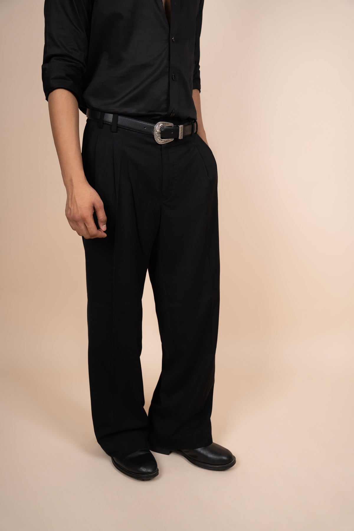 Black Tailored Pleated Trouser