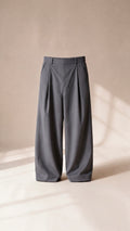 Pleated Wide-Leg Trouser in Grey